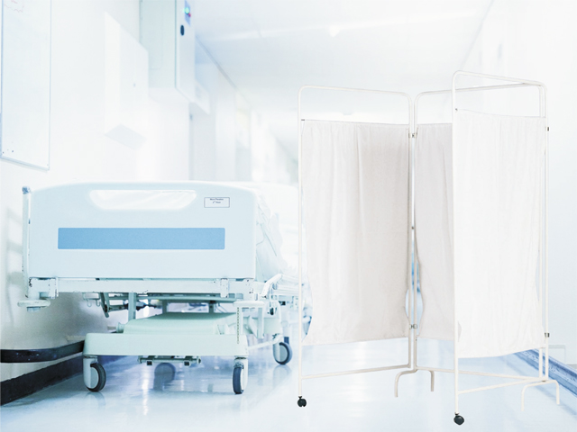 Equipements Hospitaliers et Bancs de Laboratoire